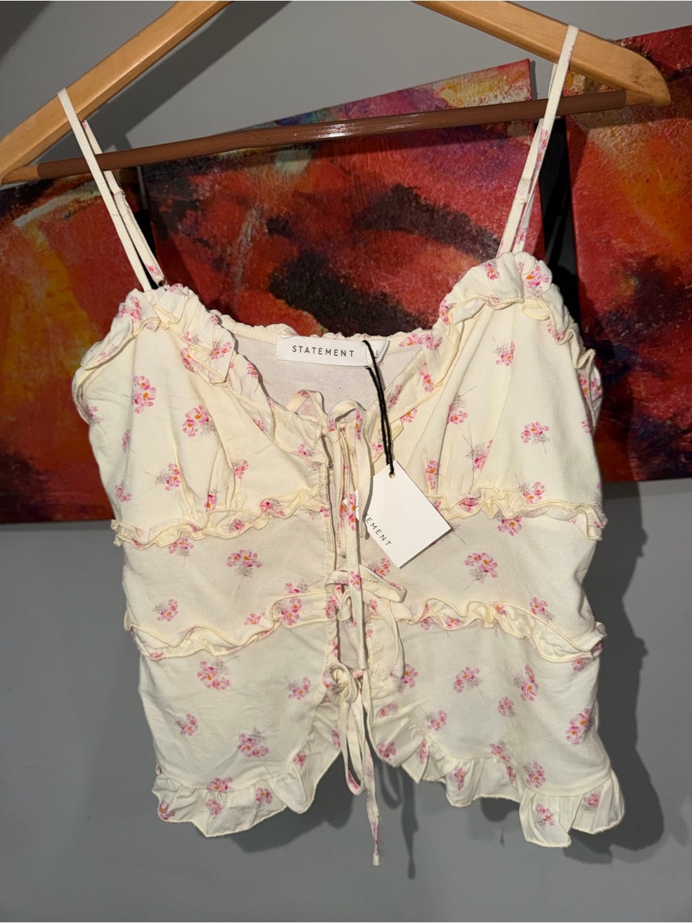 Floral Ruffle Tie-Front Cami in Cream with Pink Flowers. Size: L